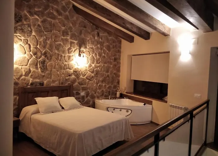 Loboratorio Rural - La Majada Del Acebo Navatejares