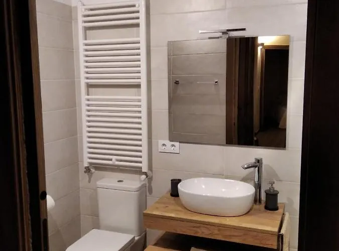 Casa de Campo Loboratorio Rural - La Majada Del Acebo Navatejares